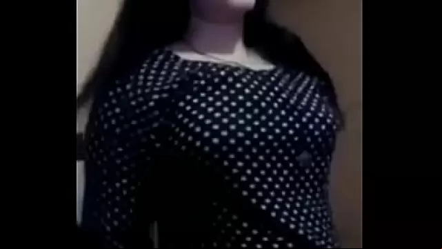 Desi Indian girl undressing  big boobs  viral video